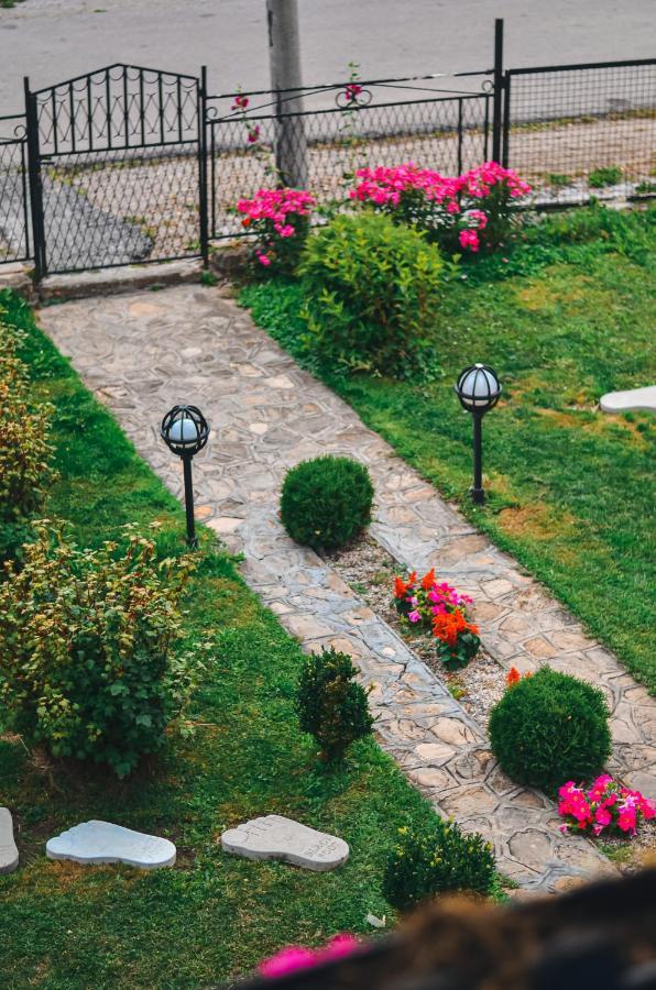 Vila Petunija Сеница Экстерьер фото